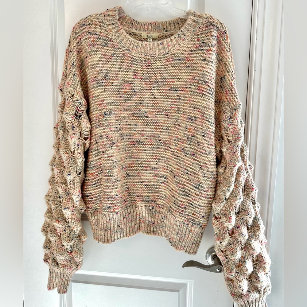 Boutique style chunky knit sweater! Adorable on!
